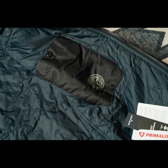 Stone Island Jacket GARMENT DYED CRINKLE REPS NY WITH PRIMALOFT®-TC - Picture 9 of 12
